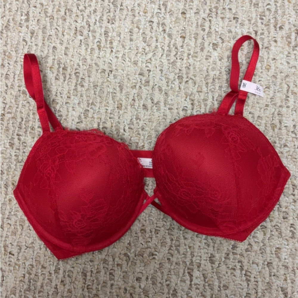 Victoria’s Secret Red Lace Pushup Bra